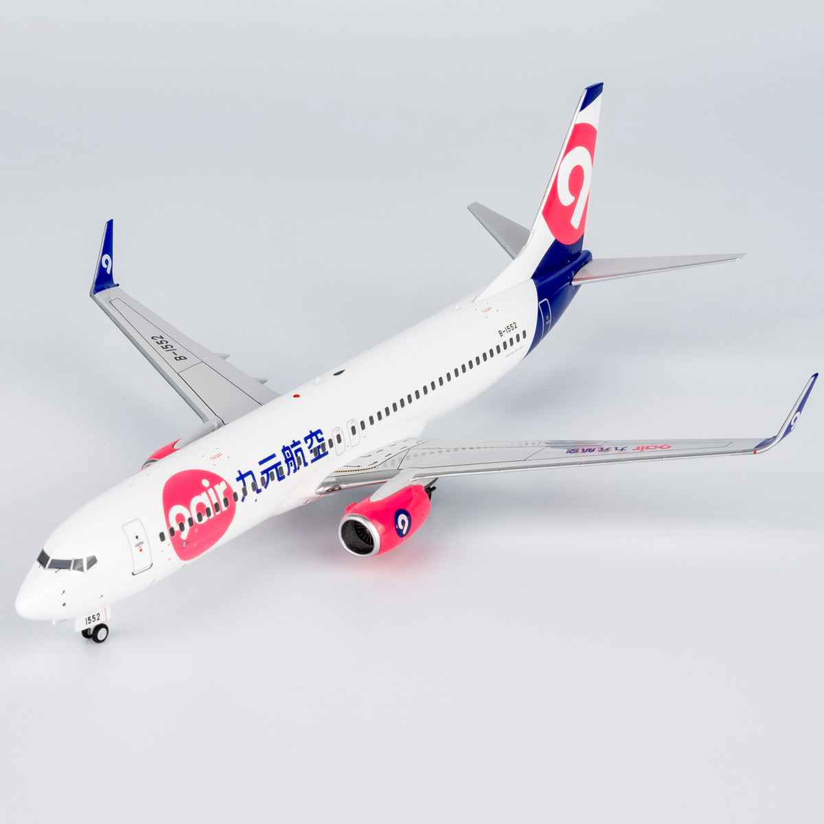 1/200 9 Air Boeing 737-800 B-1552 NG08033