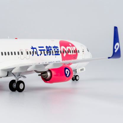 1/200 9 Air Boeing 737-800 B-1552 NG08033
