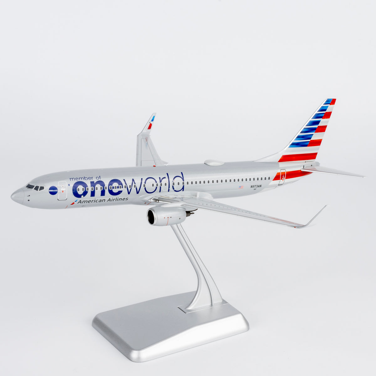 1/200 American Airlines Boeing 737-800 N973AN "oneworld" NG08050