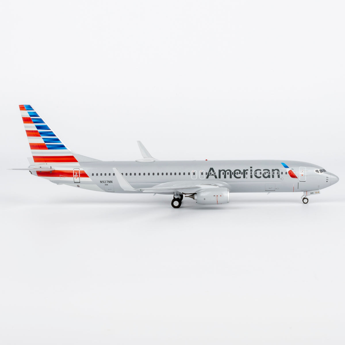 1/200 American Airlines Boeing 737-800 N927NN NG08051