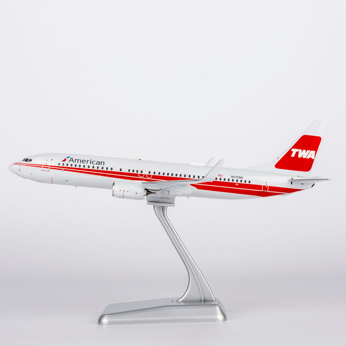 1/200 American Airlines Boeing 737-800 N915NN "/ TWA retro" NG08053