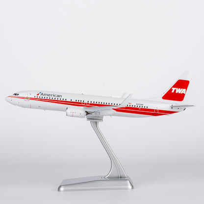 1/200 American Airlines Boeing 737-800 N915NN "/ TWA retro" NG08053