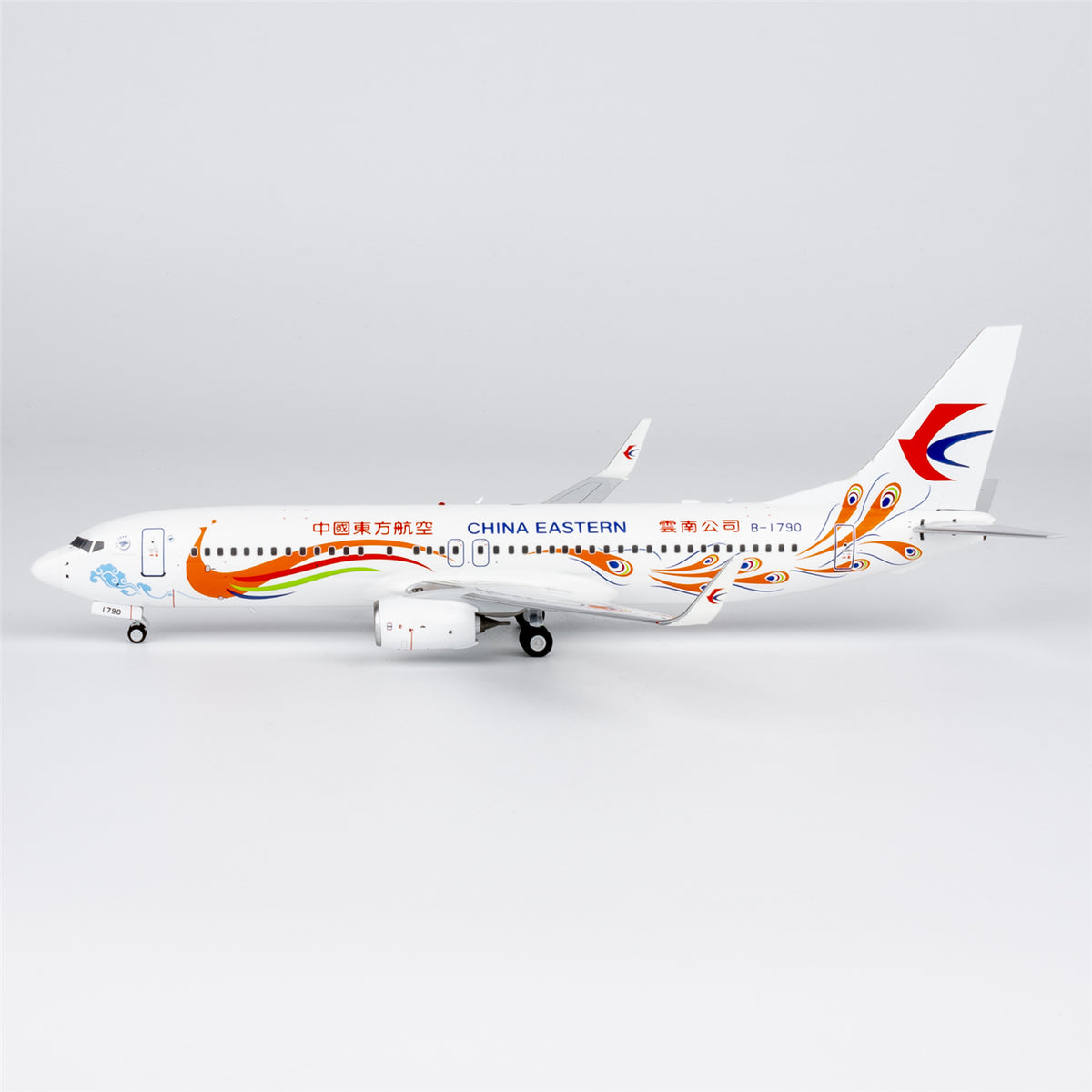 1/200 China Eastern Airlines Boeing 737-800 B-1790 NG08058