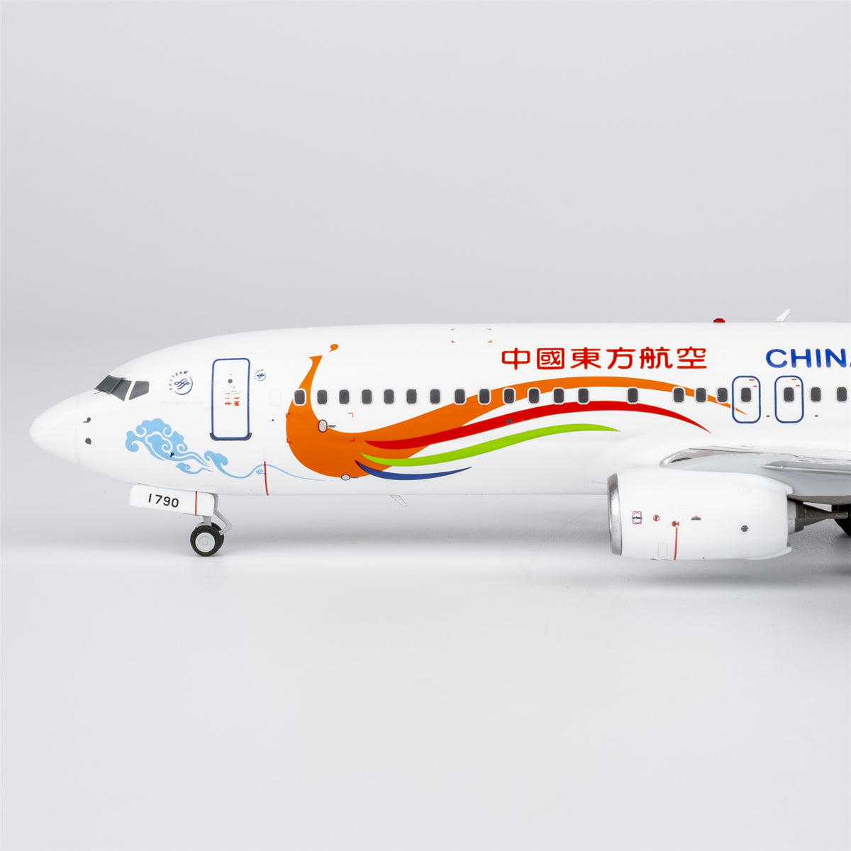 1/200 China Eastern Airlines Boeing 737-800 B-1790 NG08058