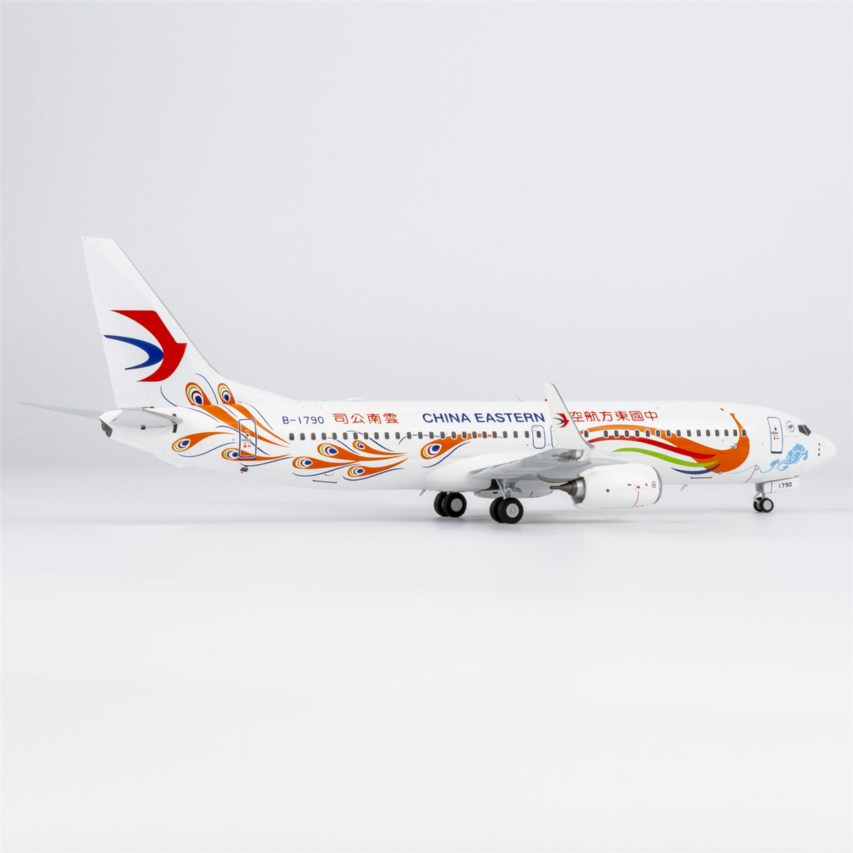 1/200 China Eastern Airlines Boeing 737-800 B-1790 NG08058
