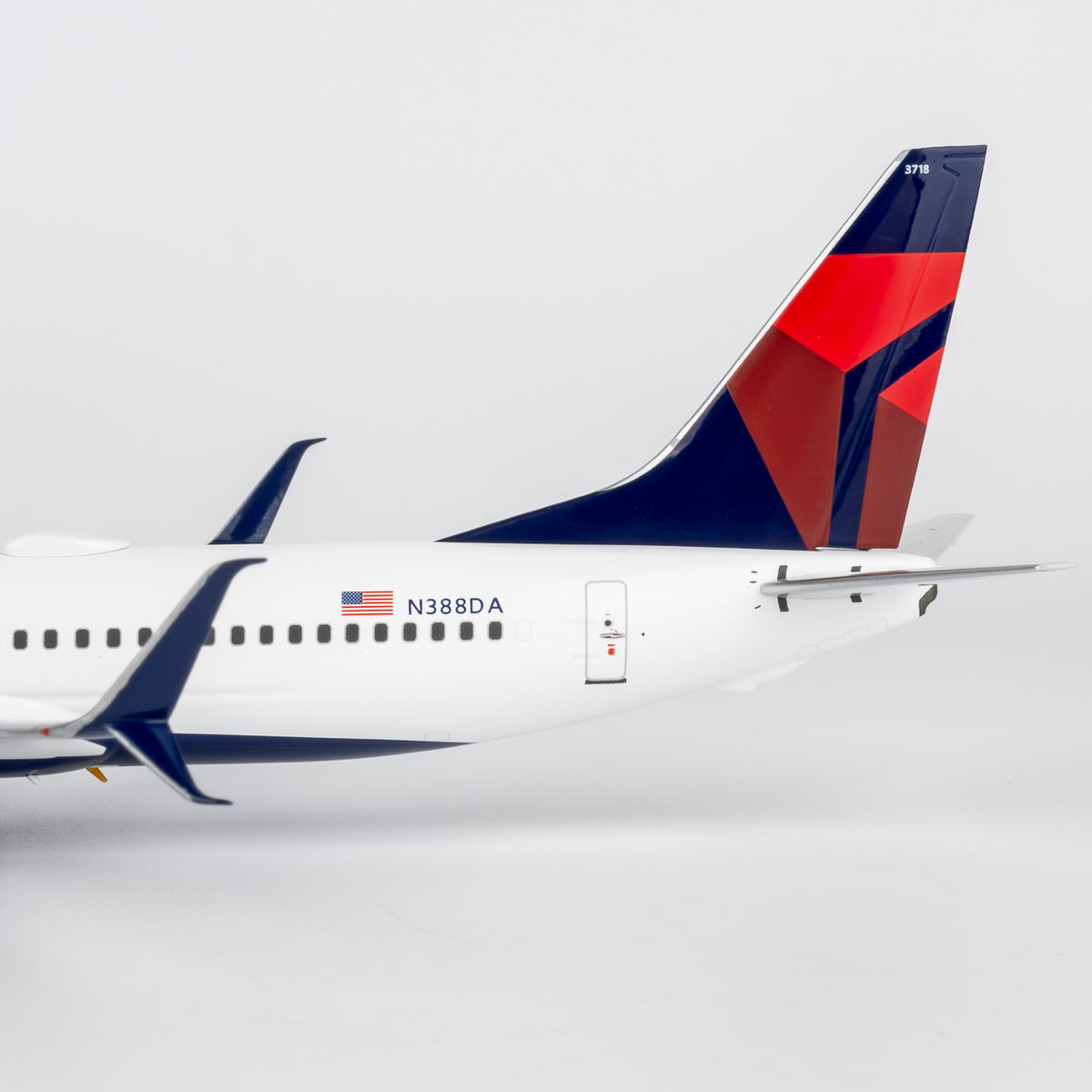 1/200 Delta Air Lines Boeing 737-800 N388DA NG08063