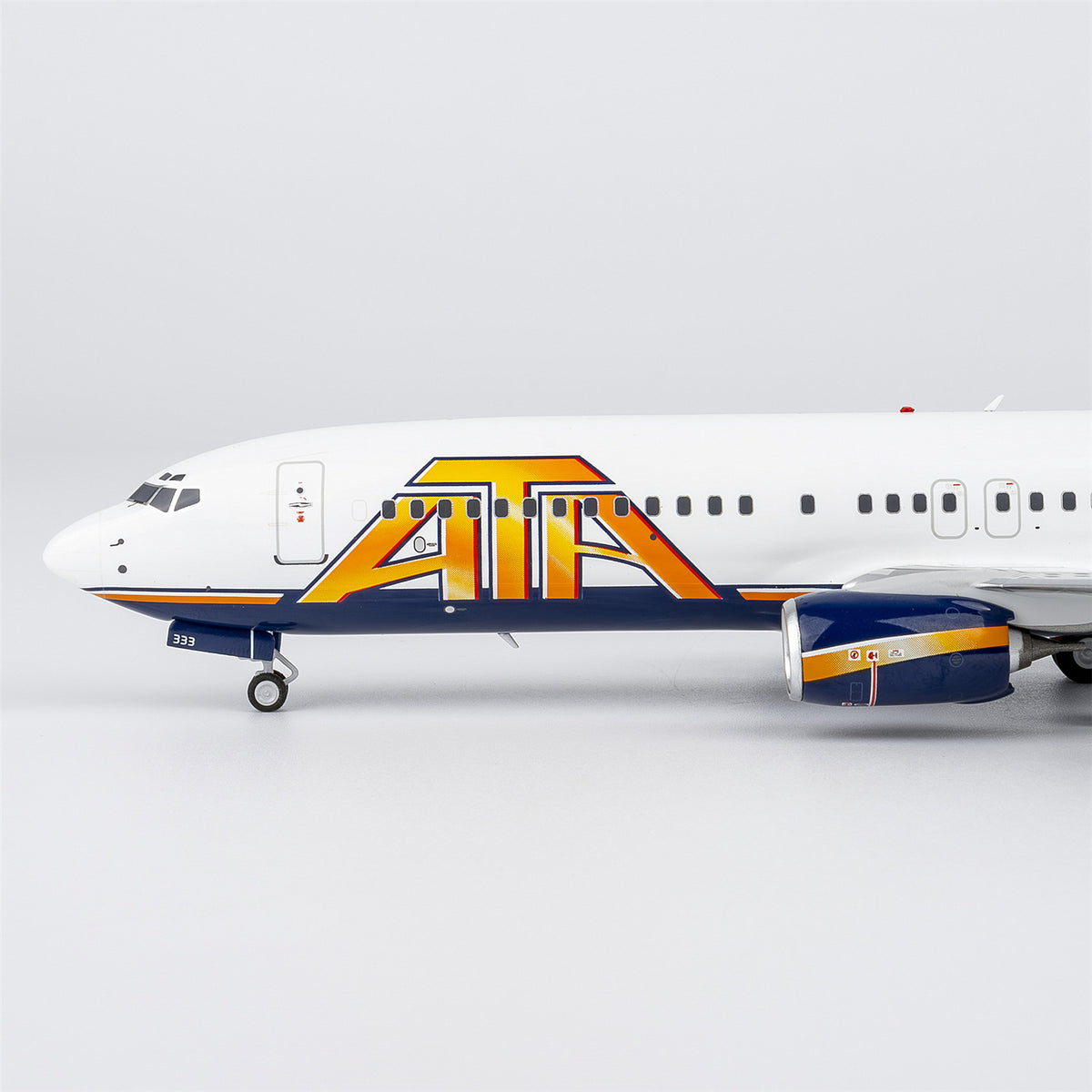 1/200 ATA Airlines Boeing 737-800 N333TZ NG08069