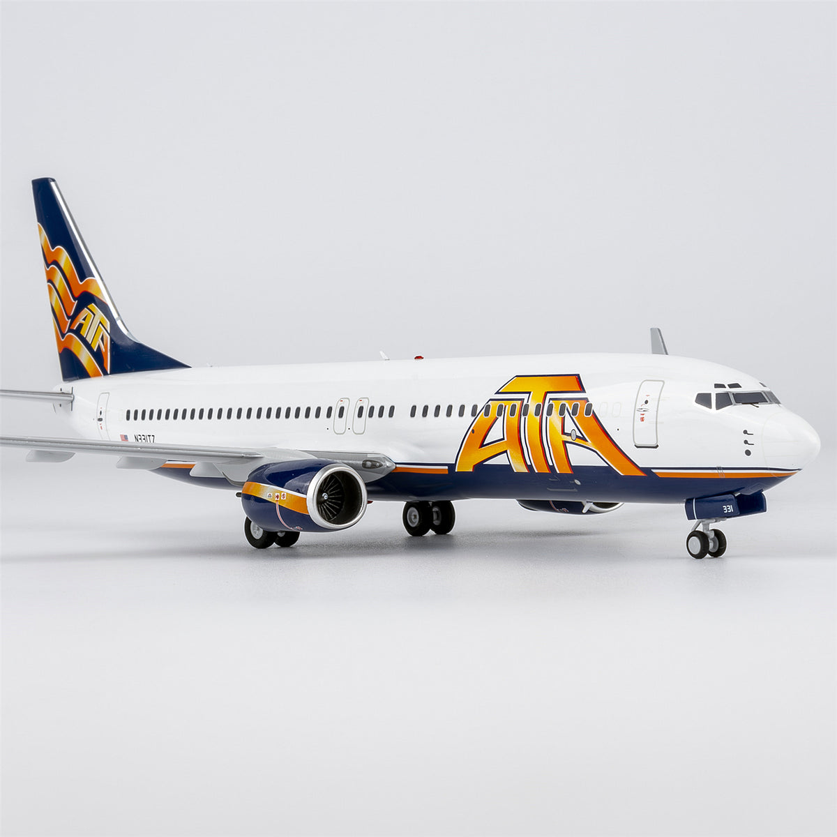 1/200 ATA Airlines Boeing 737-800 N331TZ NG08070