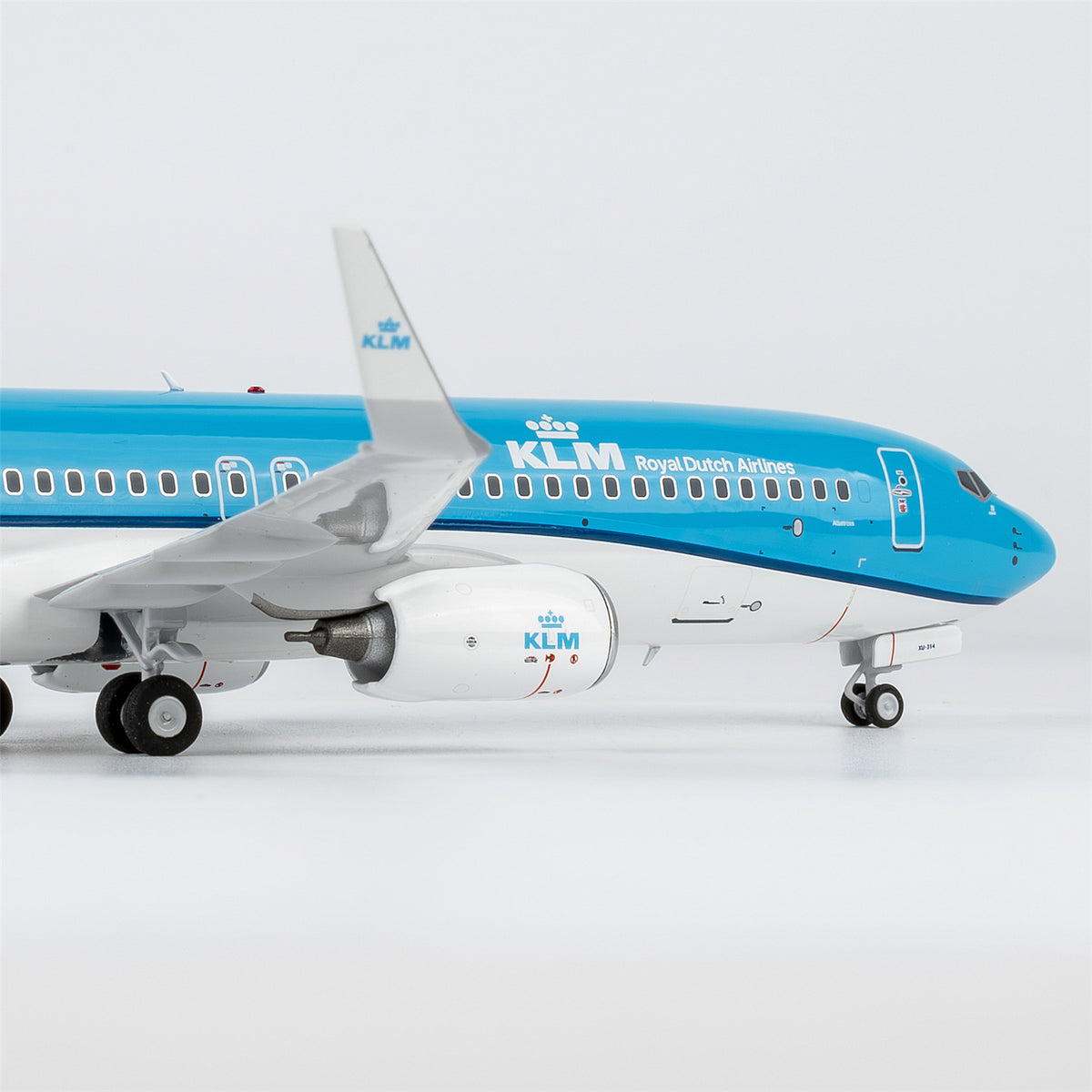 1/200 KLM Boeing 737-800 PH-BXU "new colours" NG08071