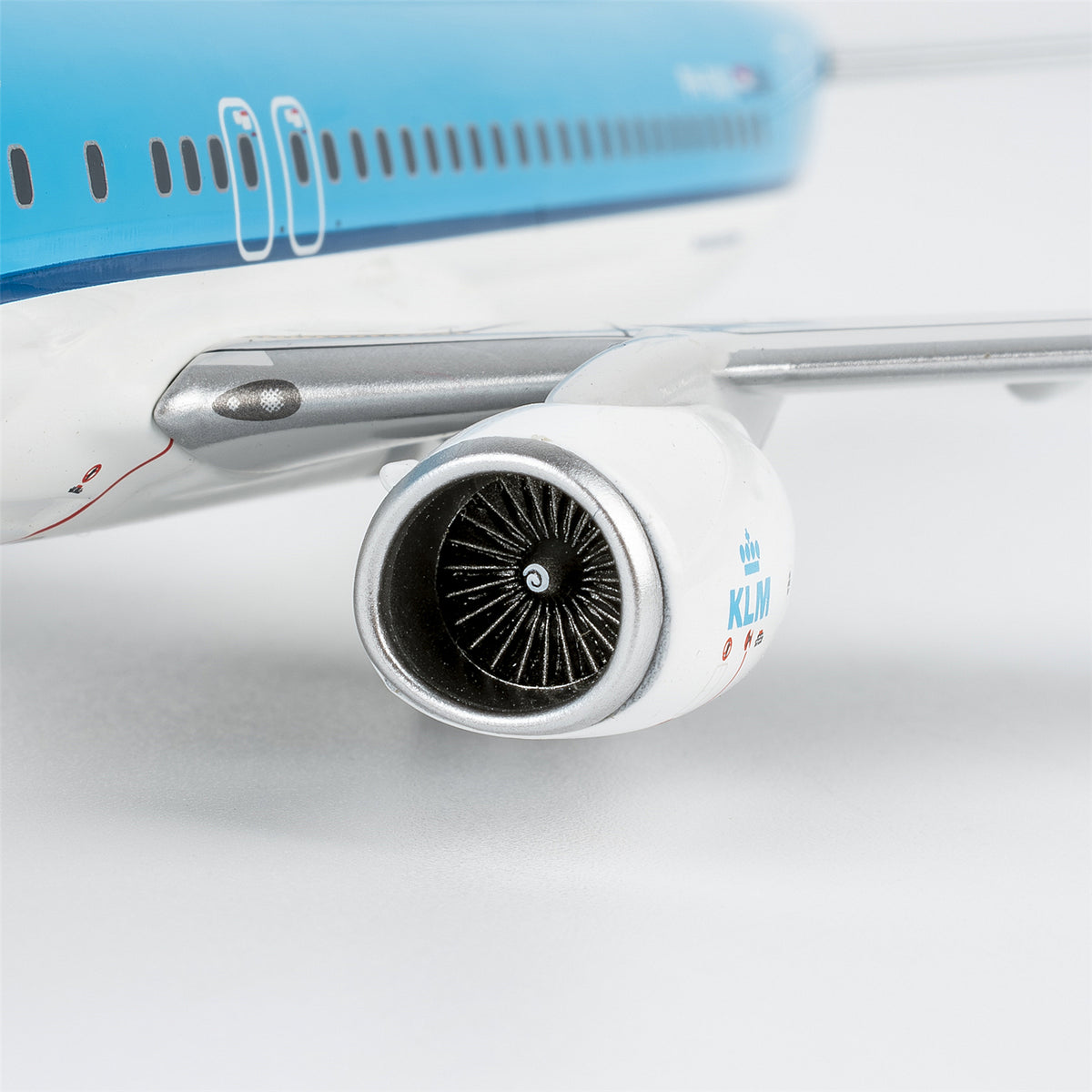1/200 KLM Boeing 737-800 PH-BXK "new colours" NG08072