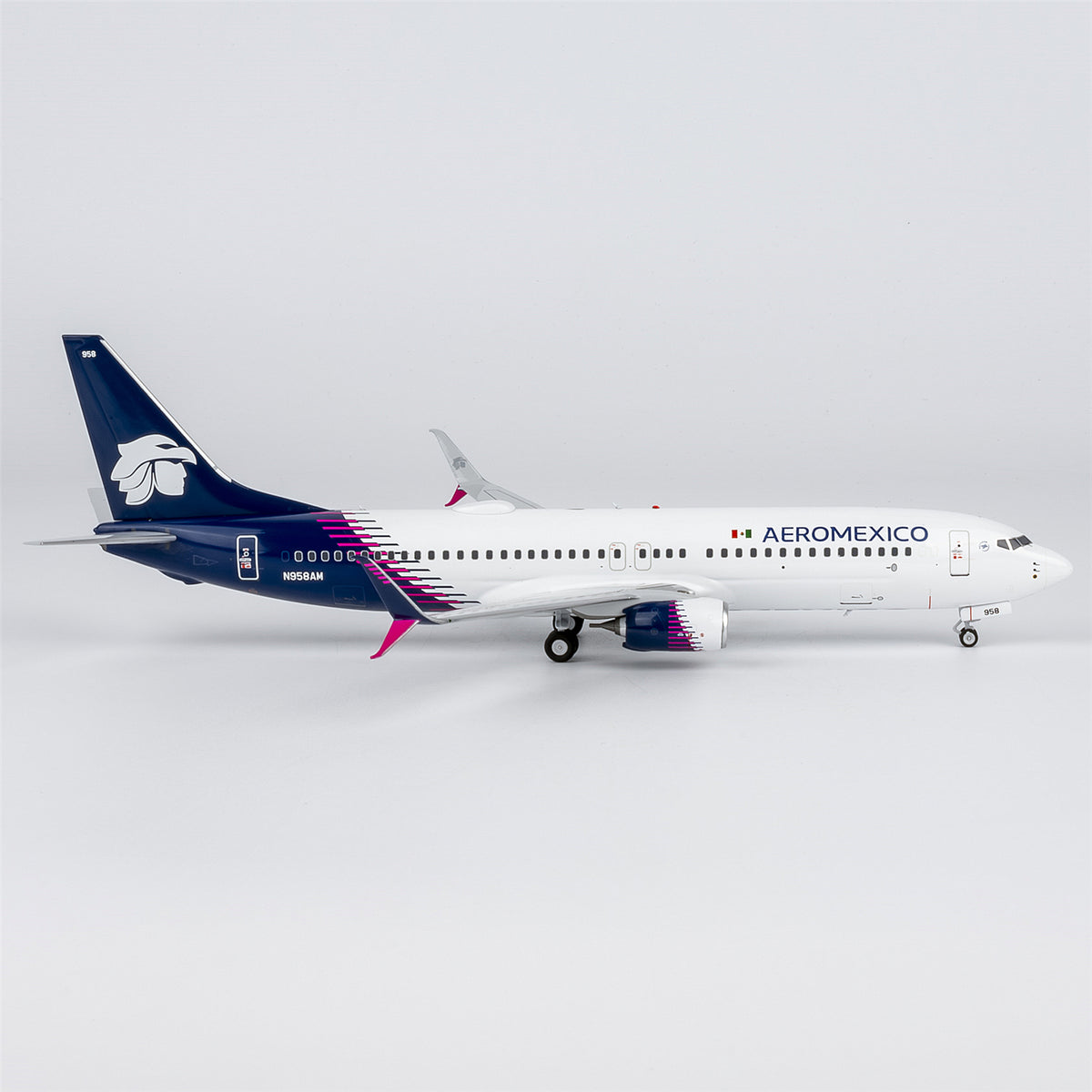 1/200 Aerom¨¦xico Boeing 737-800 N958AM "new paint with scimitar winglets" NG08077