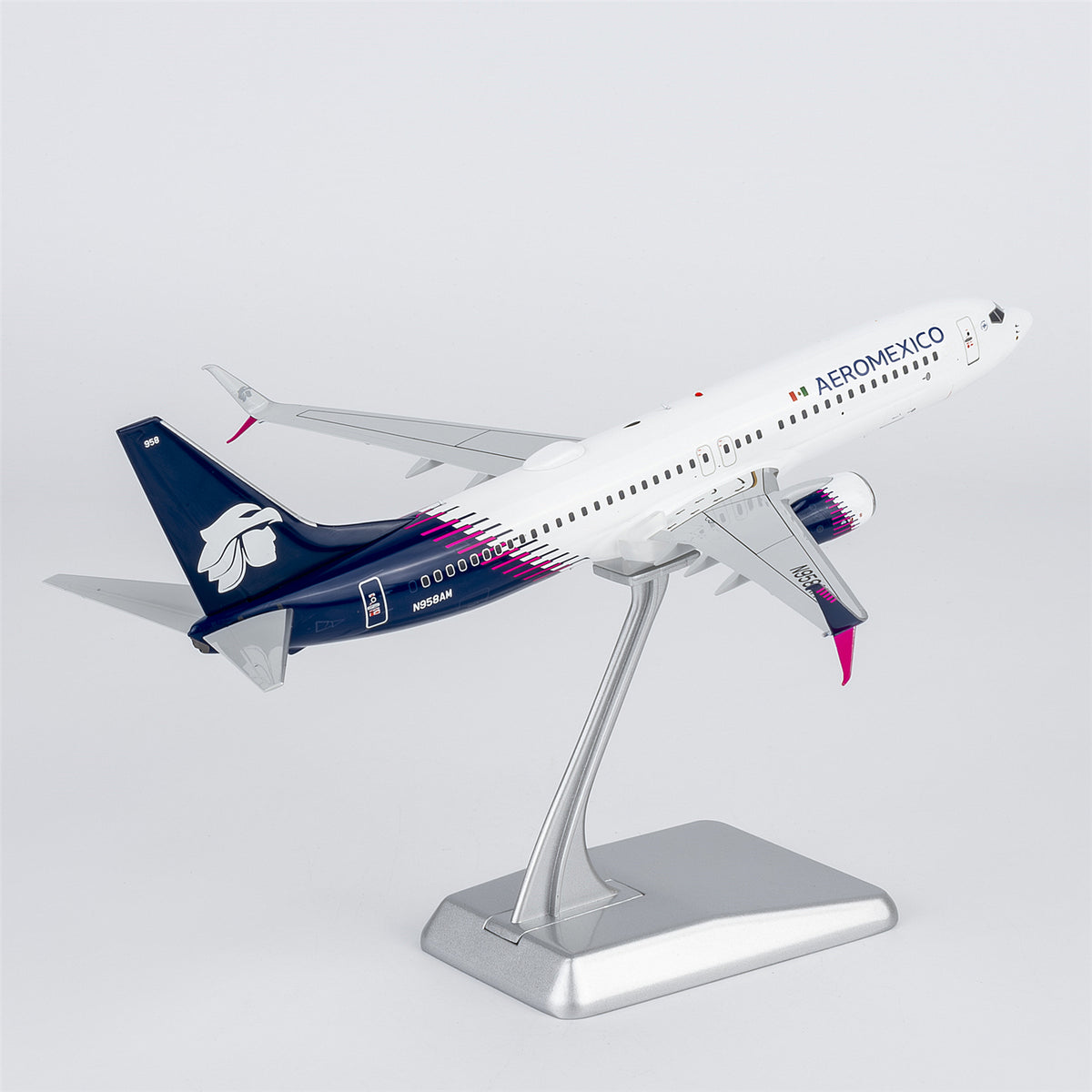 1/200 Aerom¨¦xico Boeing 737-800 XA-OCC "new paint with scimitar winglets" NG08078