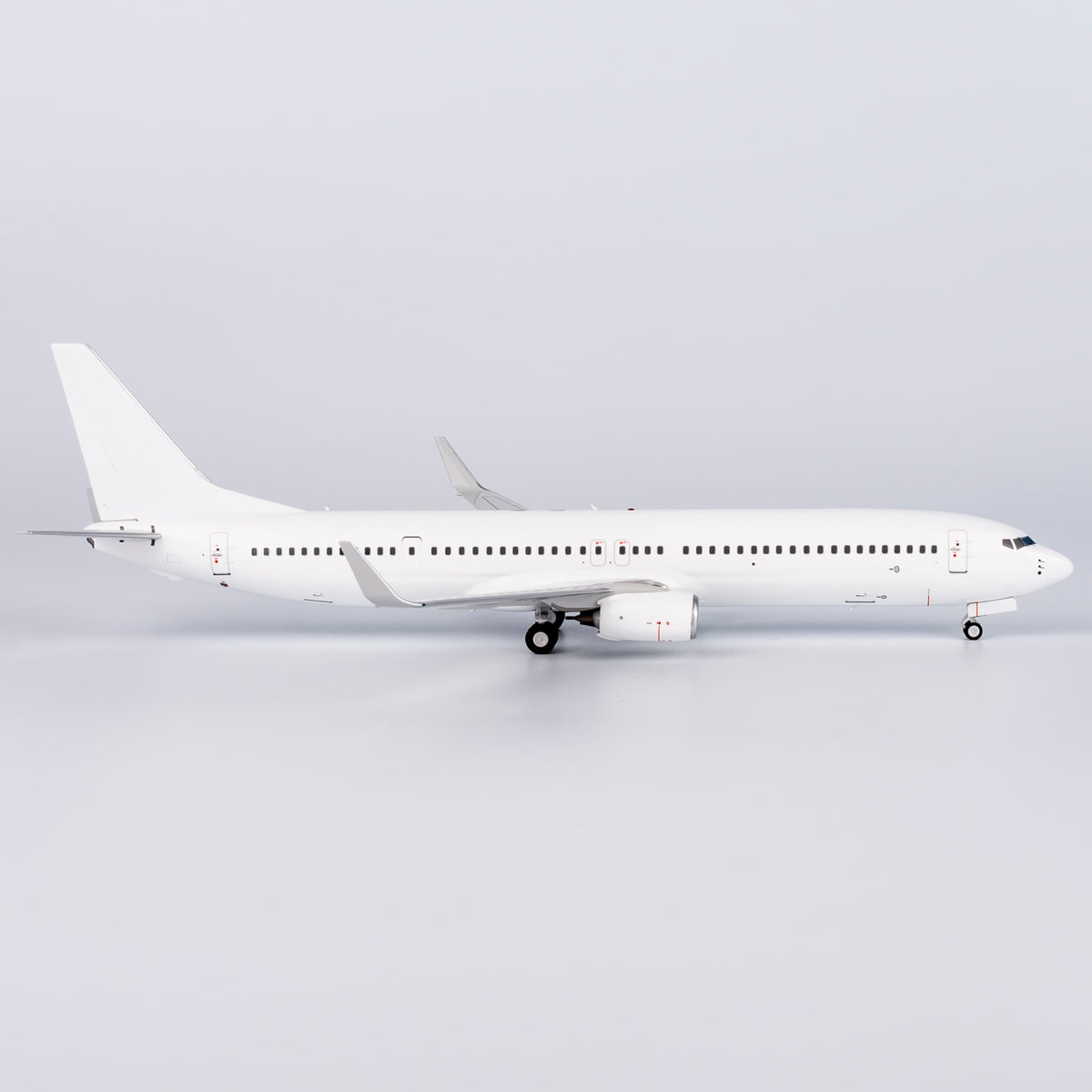 1/200 Blank B737 900 Wstand NG09000