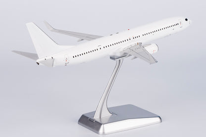 1/200 Blank B737 900 Wstand NG09000