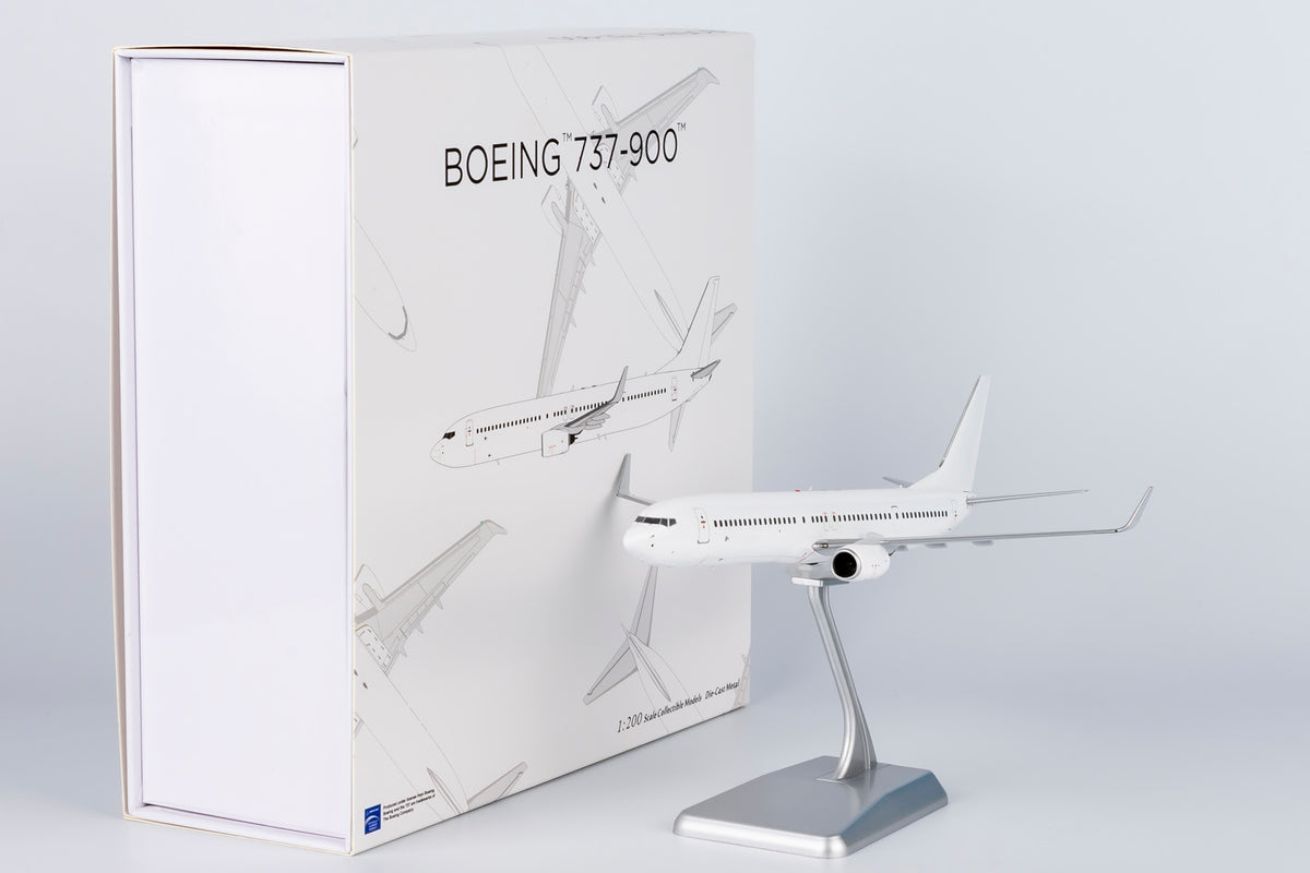 1/200 Blank B737 900 Wstand NG09000