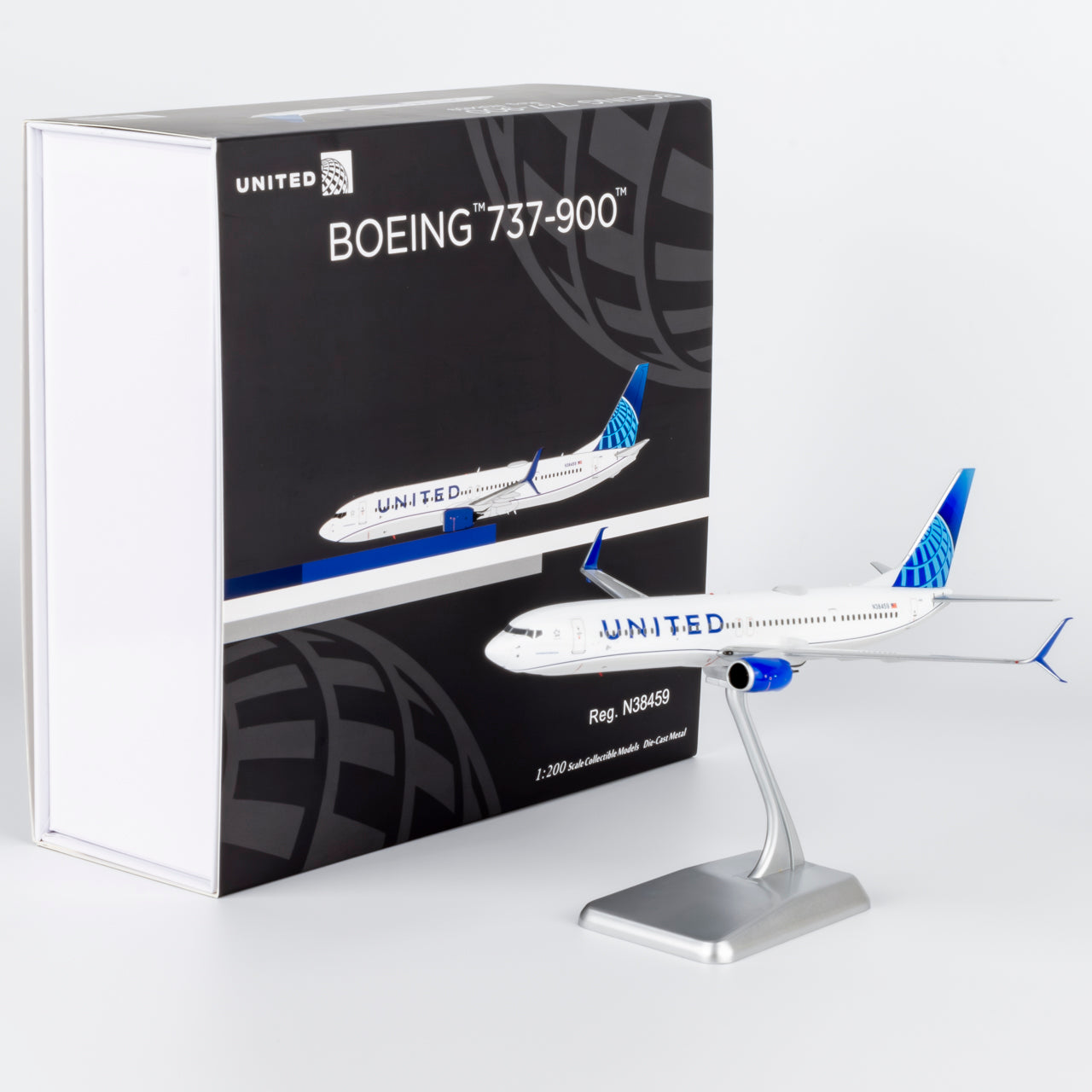 1/200 United Airlines Boeing 737-900ER N38459 "Blue Evolution" NG09002 - cover