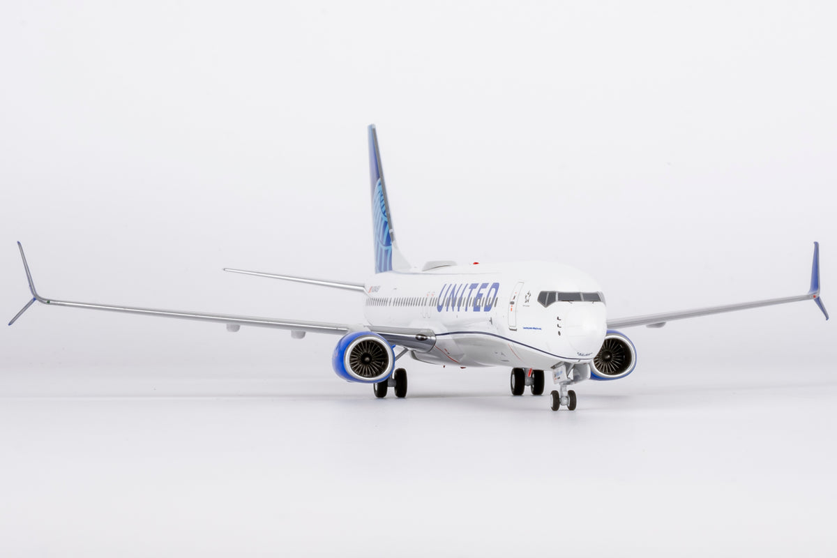 1/200 United Airlines Boeing 737-900ER N38458 "Blue Evolution" NG09003
