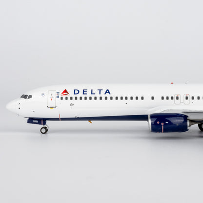 1/200 Delta Air Lines Boeing 737-900 N851DN NG09008