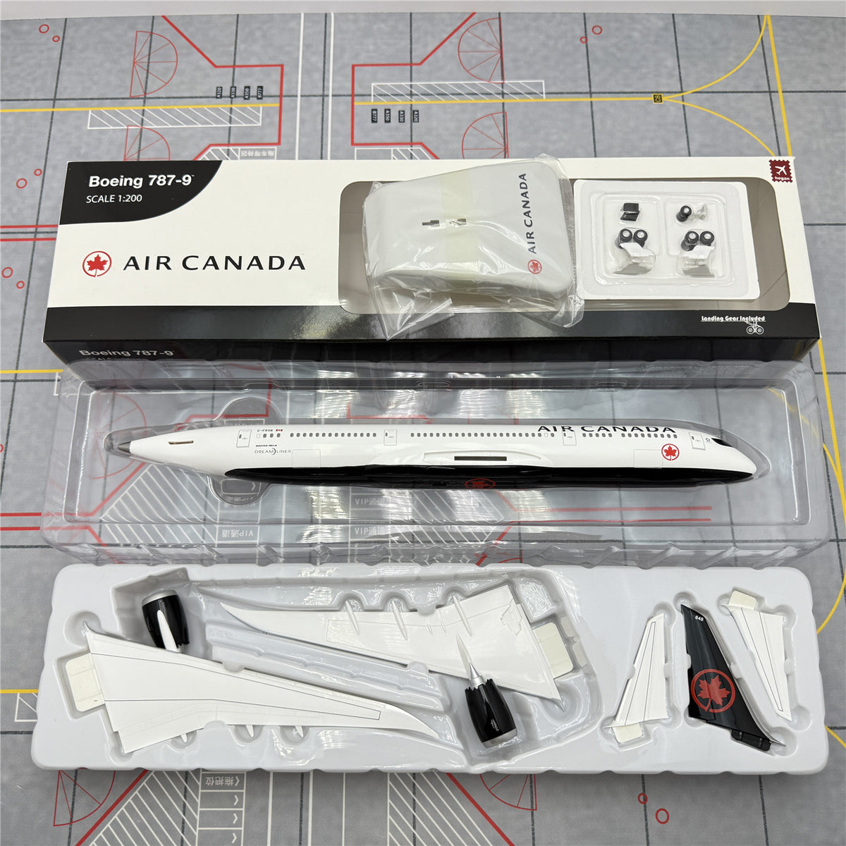 1/200 B787-9 C-FRSR 10239 飞行模式（包含支架）10239 - cover