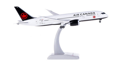 1/200 B787-8 C-GHPQ 10956 飞行模式（包含支架）10956 - cover