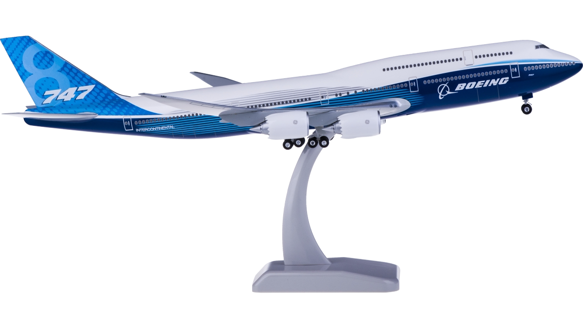 1/200 Boeing B747-8 11298 - cover