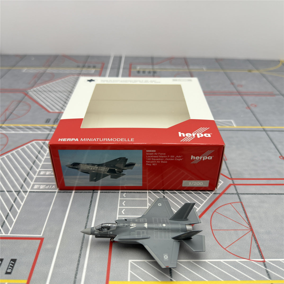 1/200 IAF F-35I 901 559300 - cover