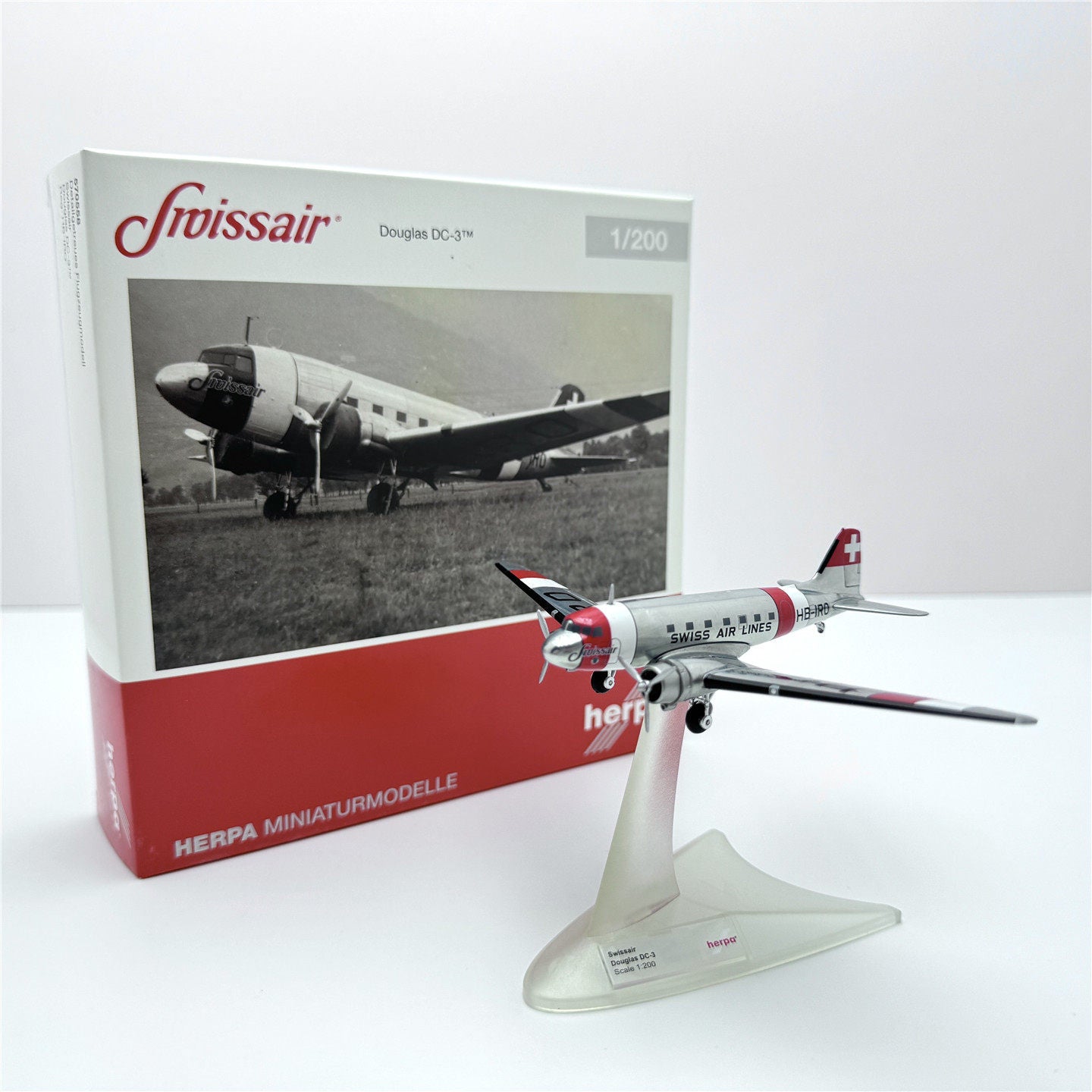 1/200 Swissair DC-3 HB-IRO 570558 - cover