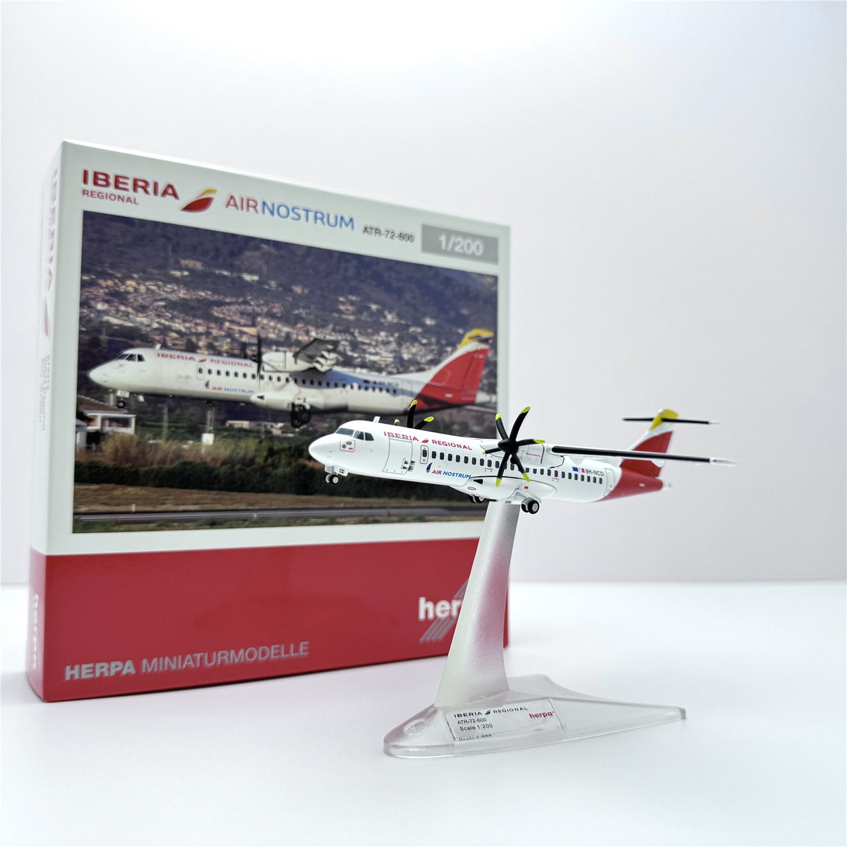 1/200 Iberia ATR-72 9H-NCD 573313 - cover