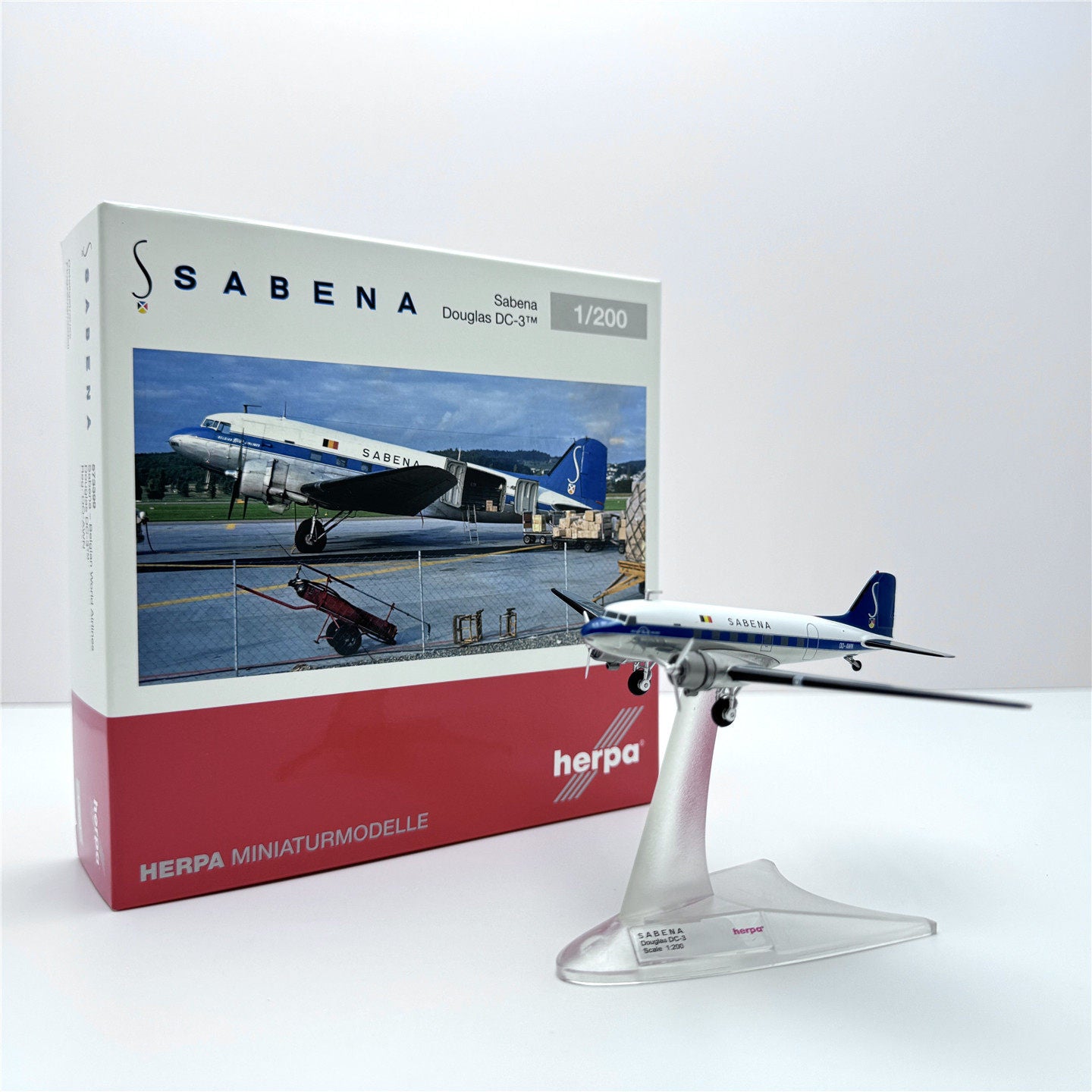 1/200 Sabena DC-3 OO-AWN 573399 - cover
