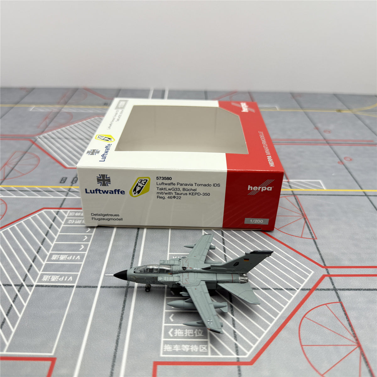 1/200 Luftwaffe Tornado 46+22 573580 - cover