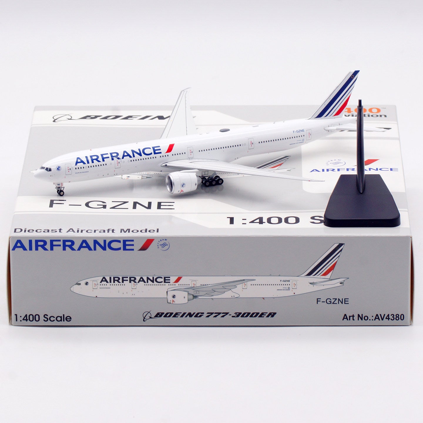 1/400 Air France B777-300ER F-GZNE AV4380 - cover