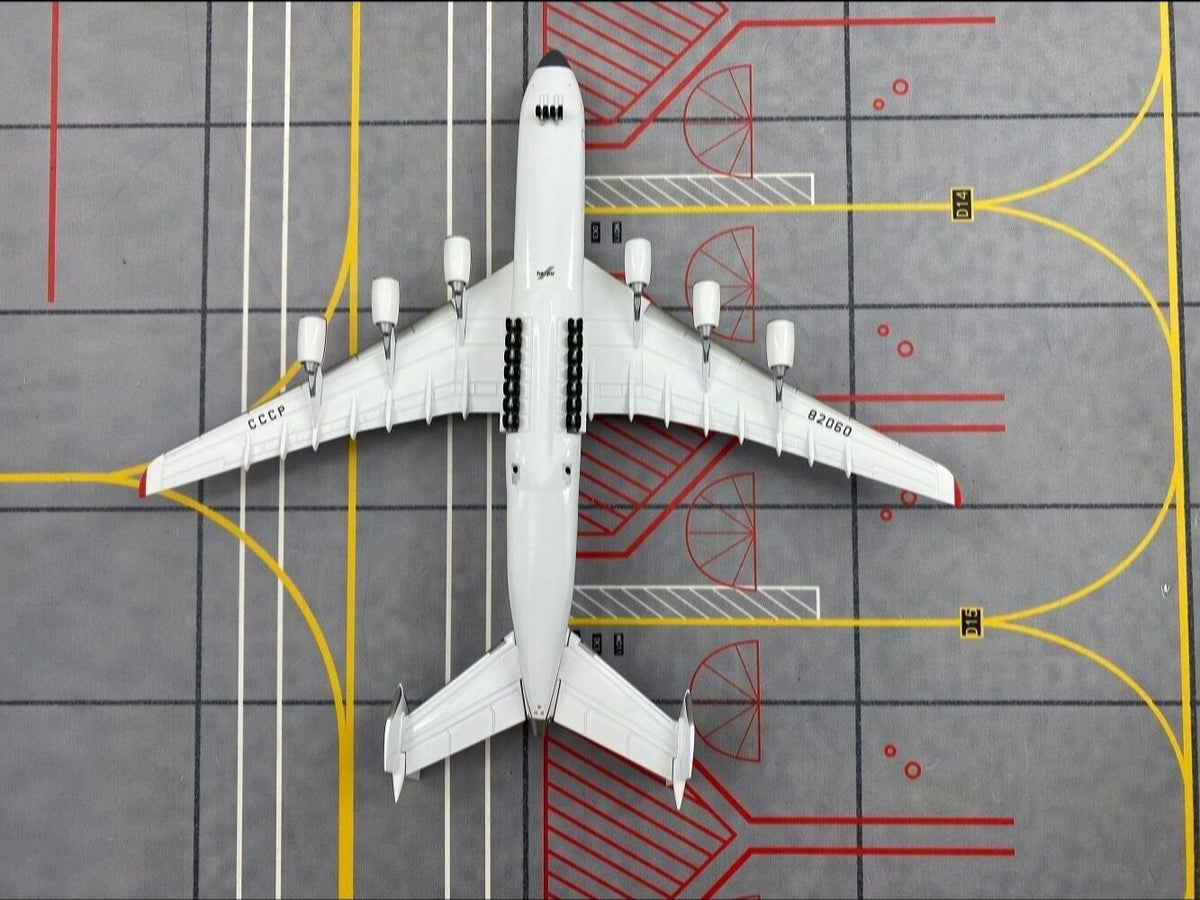 1/400 Antonov AN-225 562812 - image 10