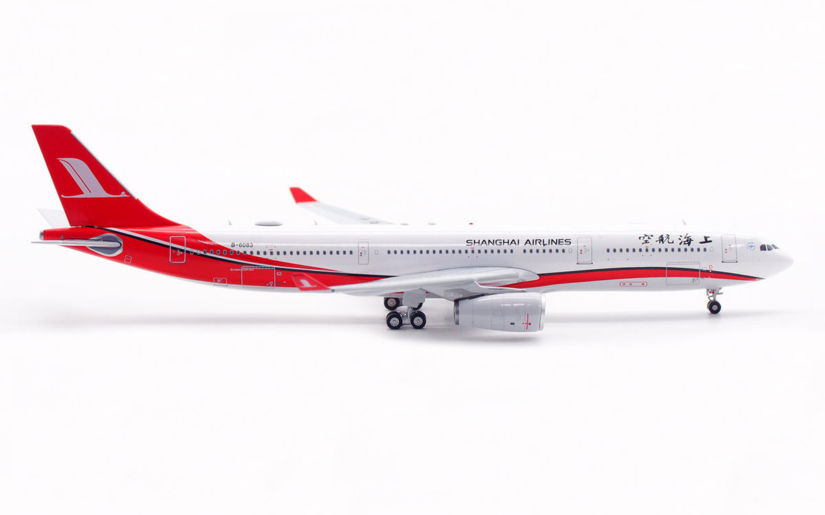 1/400 Shanghai Airlines A330-300 B-6083 AV4371 - image 10