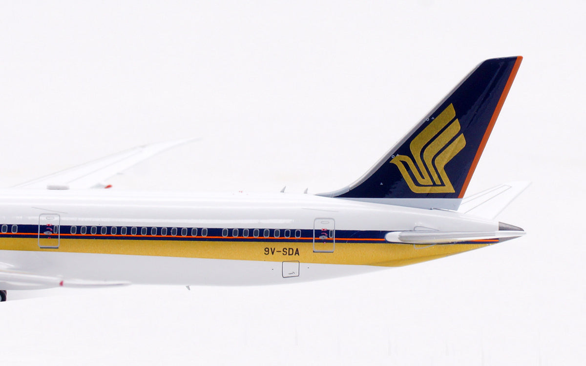 1/400 Singapore Airlines B787-10 9V-SDA AV4393 - image 10