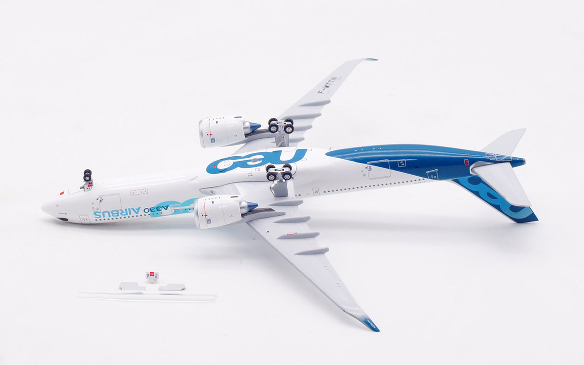 1/400 Airbus Industrie A330-900NEO F-WTTN AV4421 - image 10