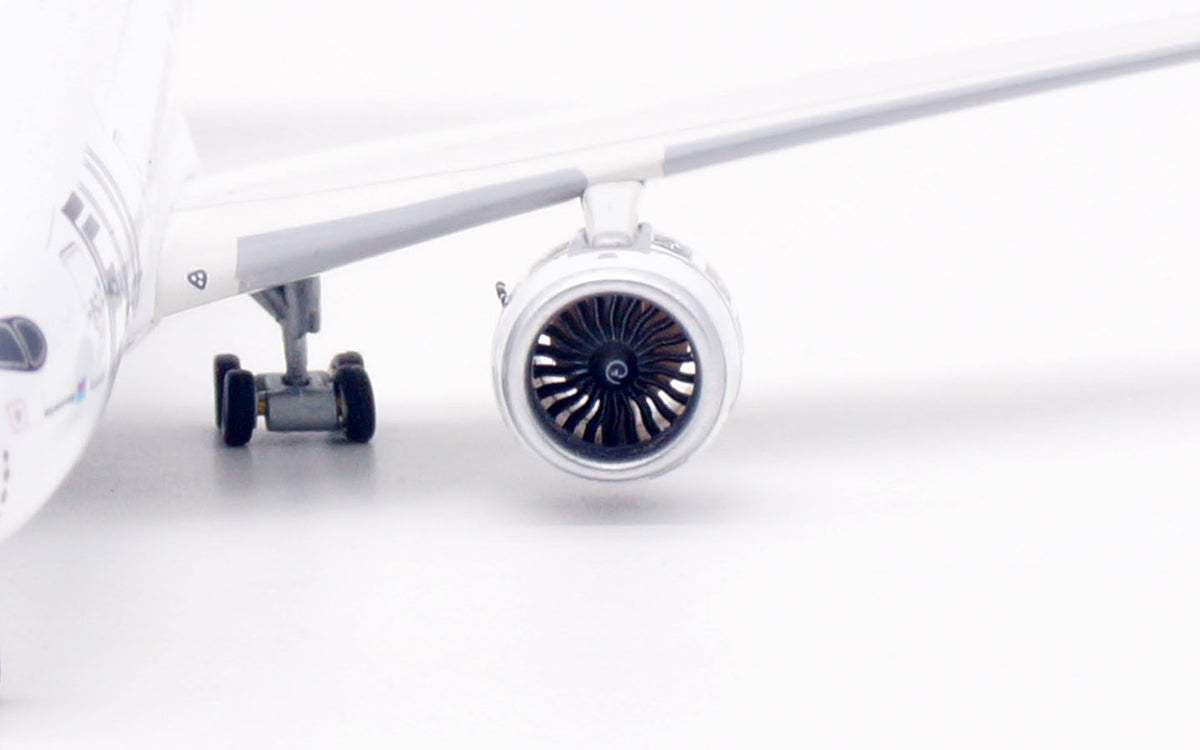 1/400 Fiji Airways A350-900 DQ-FAM AV4433 - image 10