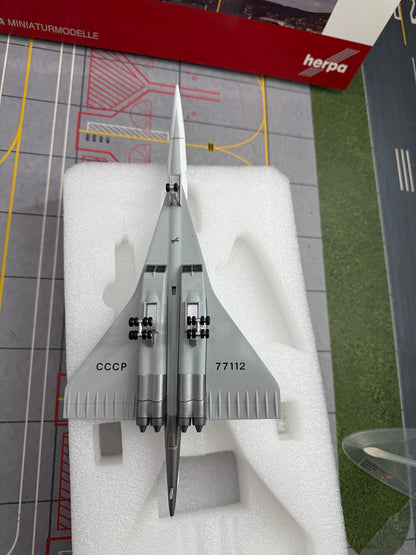 1/200 Aeroflot Tu-144 CCCP-77112 556323-001 - image 11