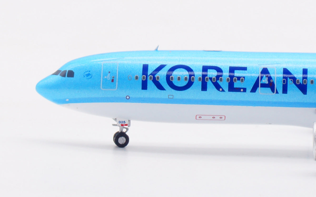 1/400 Korean Air A330-300 HL8025 AV4351 - image 11