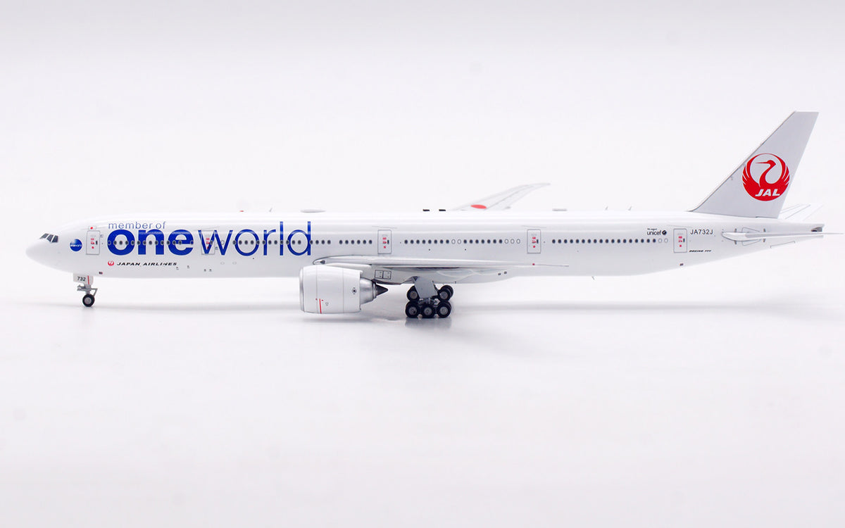 1/400 Japan Airlines B777-300ER JA732J AV4410 - image 11