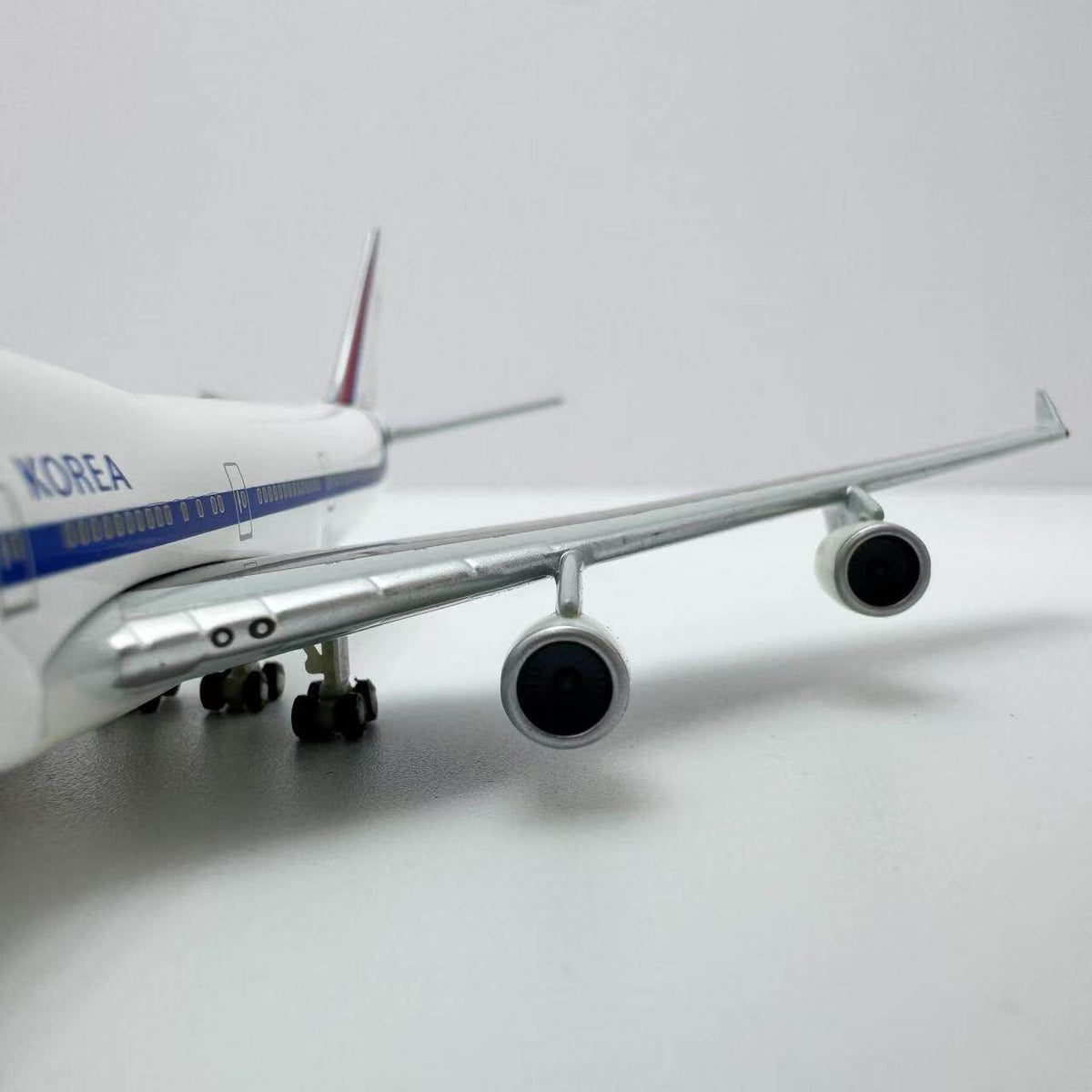 1/500 B747-400 HG50013 HG50013 - image 12
