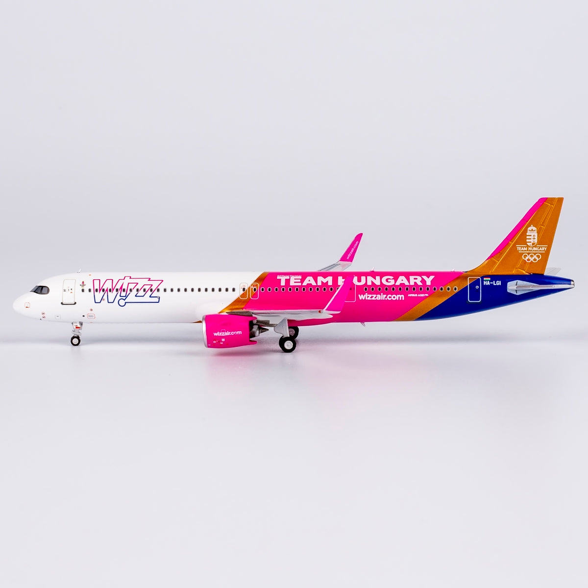 1/400 Wizz Air Airbus A321neo HA-LGI NG13112