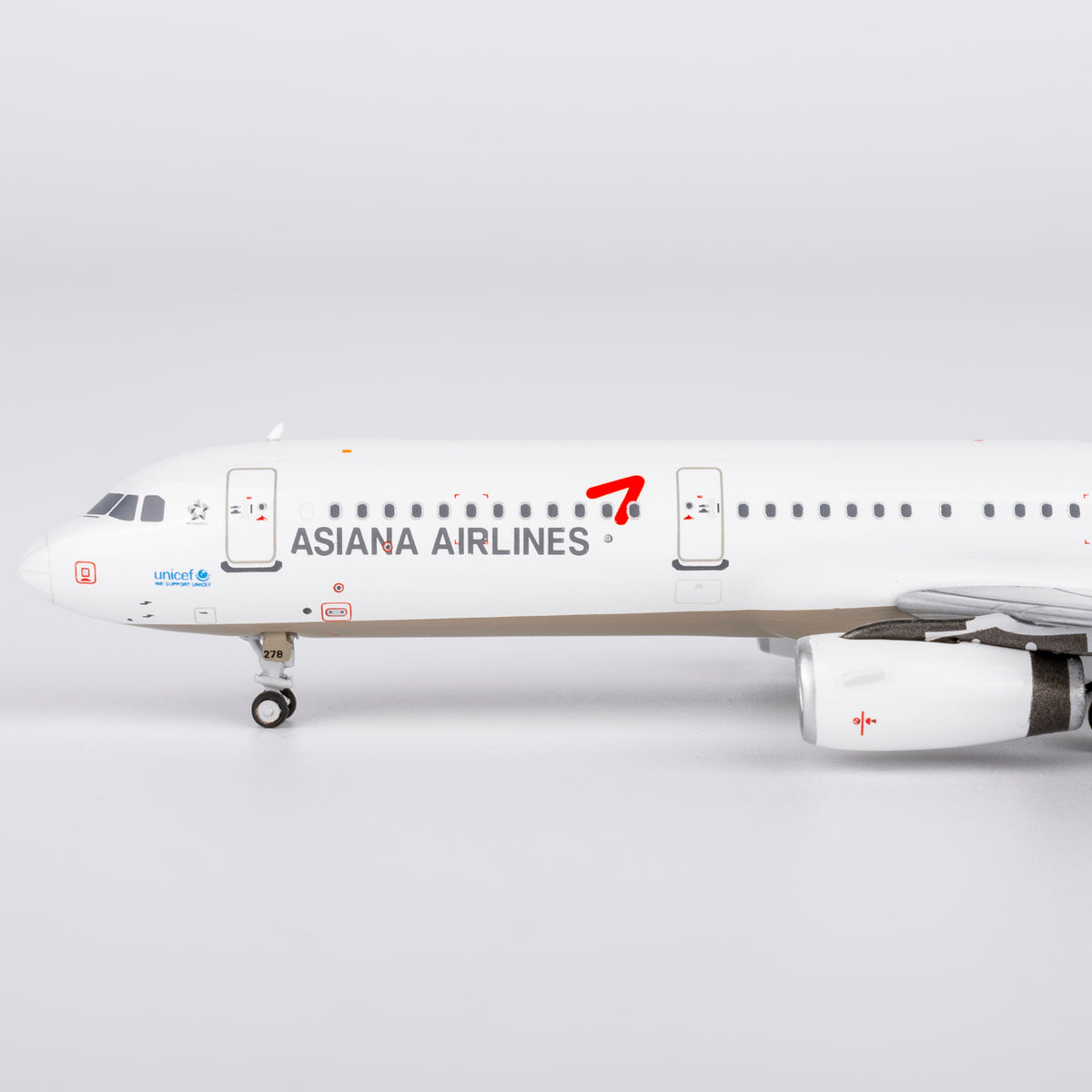 1/400 Asiana Airlines Airbus A321-200 HL8278 NG13124