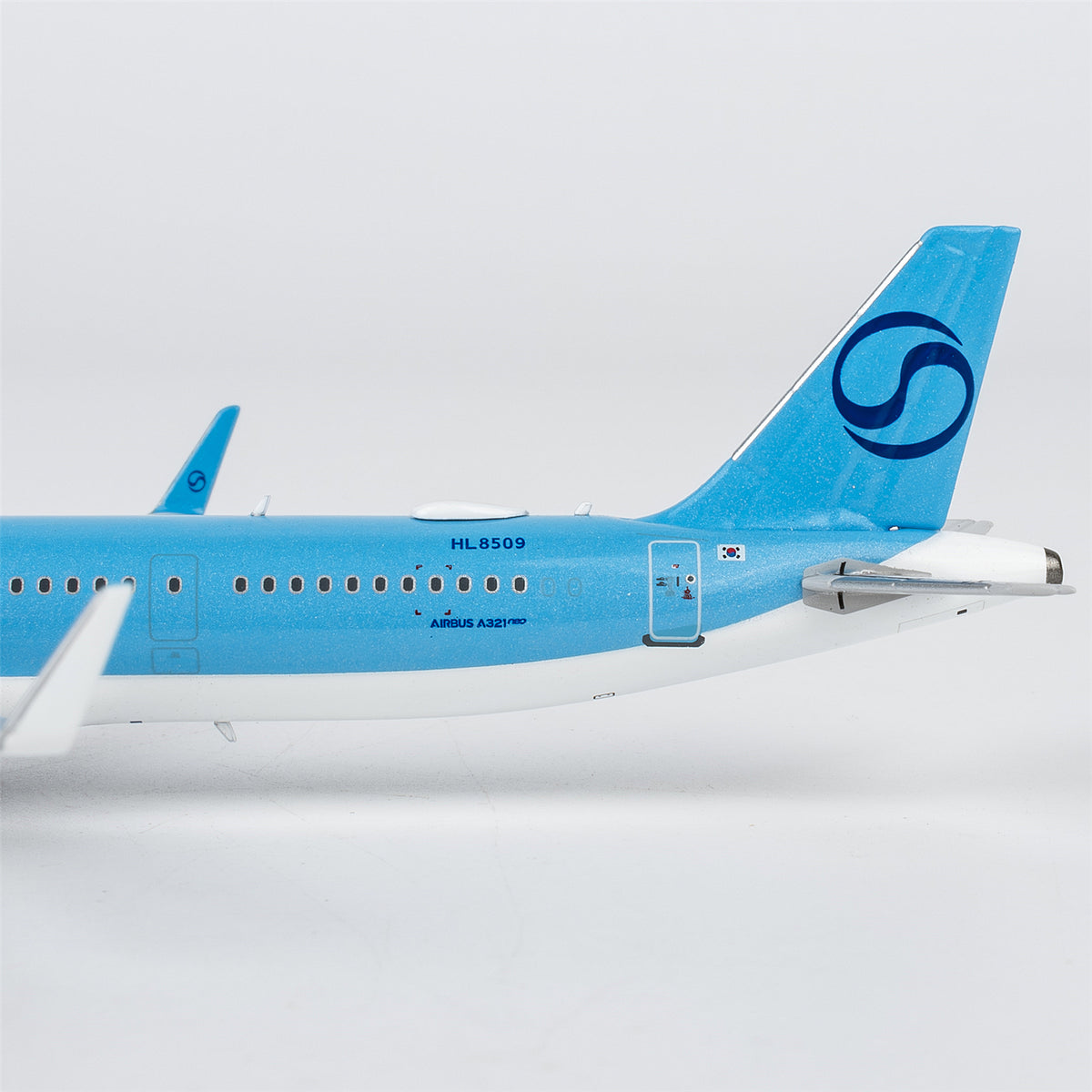 1/400 Korean Air Airbus A321neo HL8509 "Korean Air's first A321 in 2025's new standard livery" NG13144