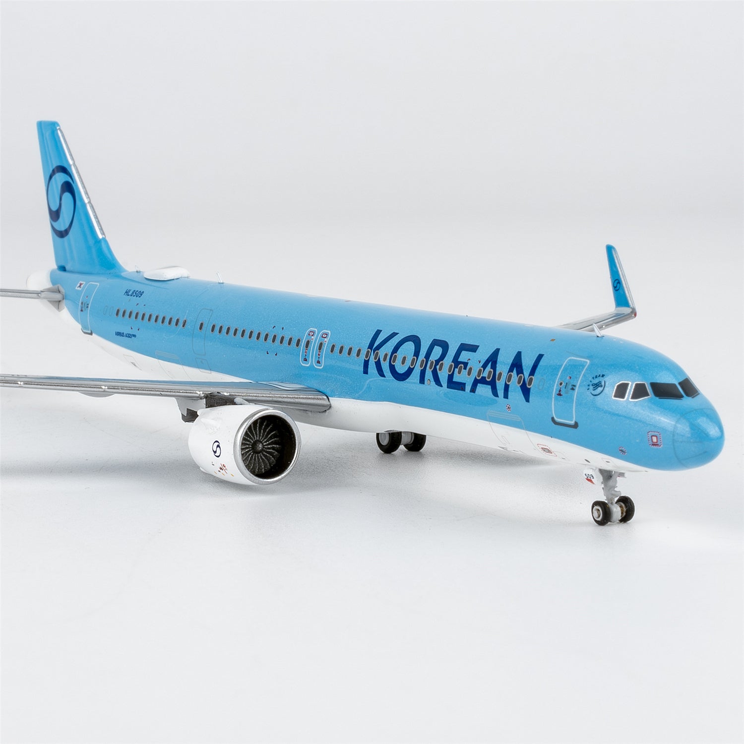 1/400 Korean Air Airbus A321neo HL8509 "Korean Air's first A321 in 2025's new standard livery" NG13144 - cover