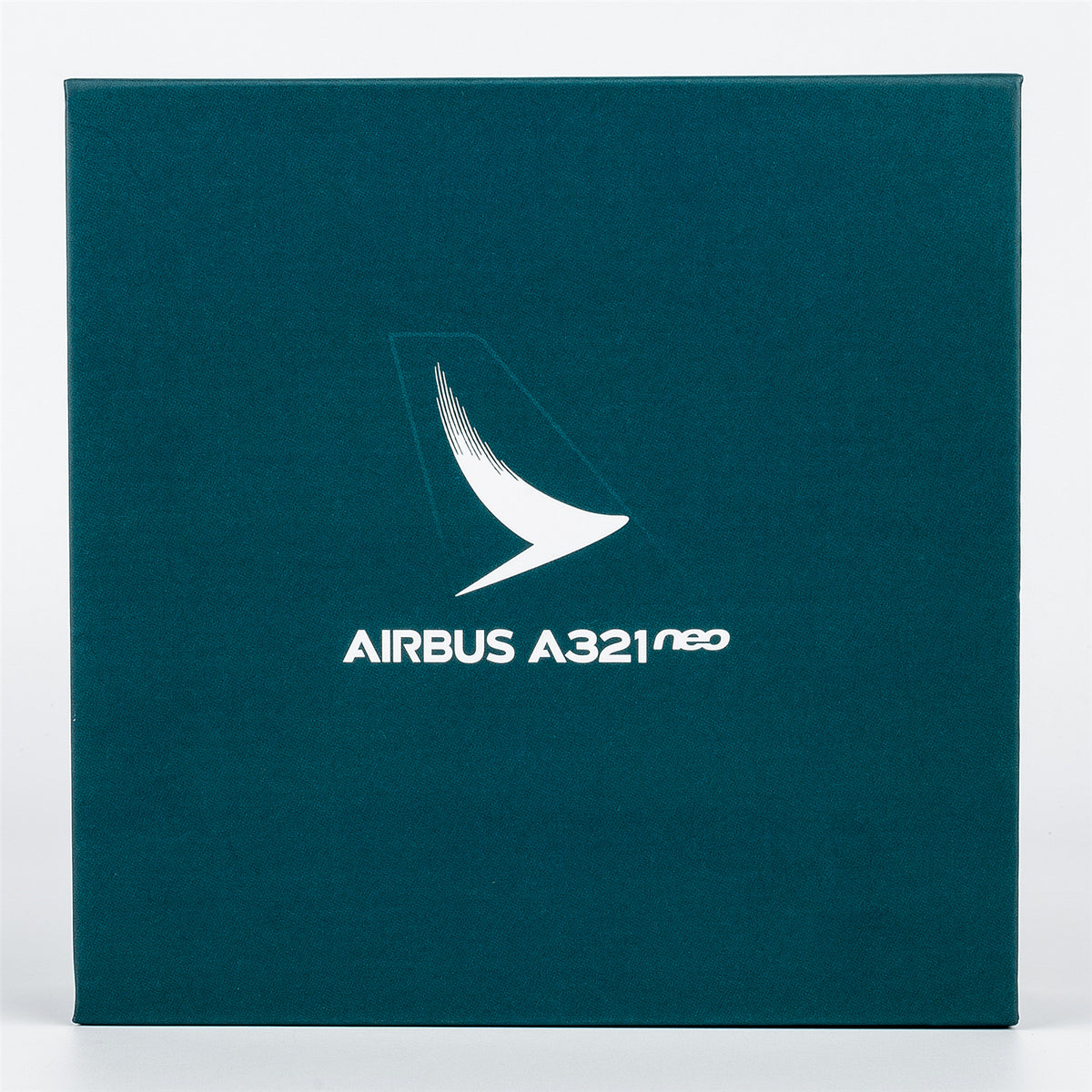 1/400 Cathay Pacific Airbus A321neo B-HQD NG13161
