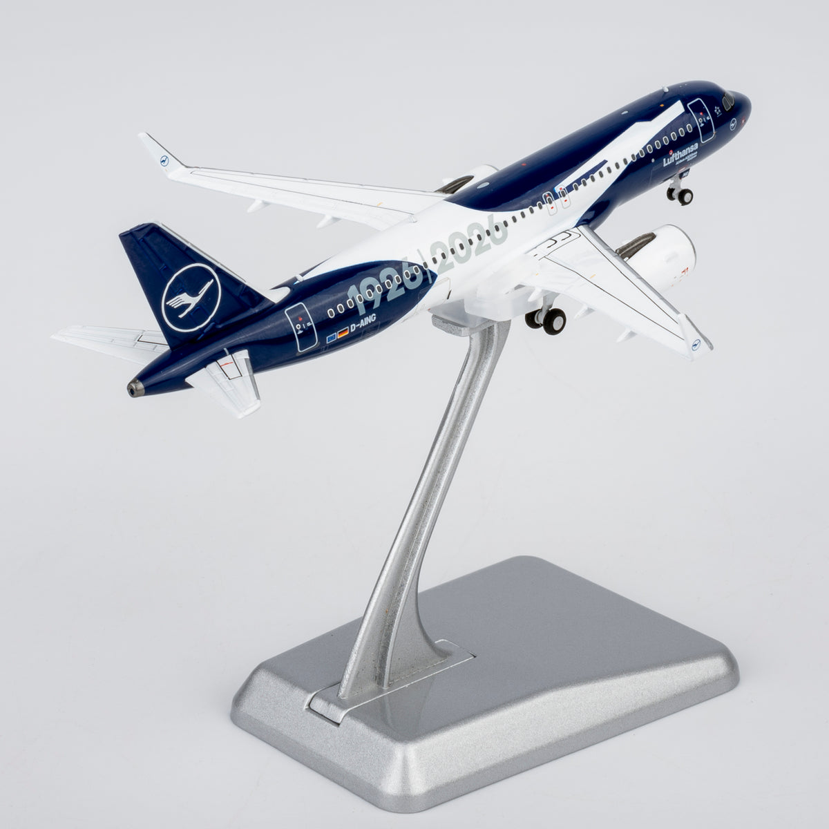 1/400 Lufthansa Airbus A320neo D-AING "Ultimate Collection, Luxurious Packaging" NG15071
