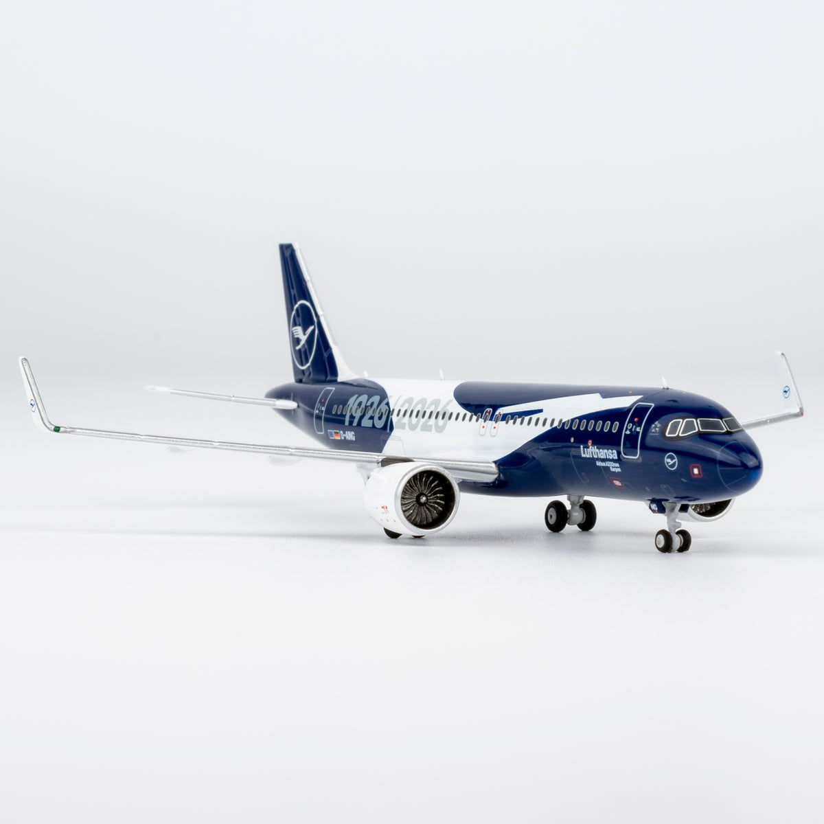 1/400 Lufthansa Airbus A320neo D-AING "Ultimate Collection, Luxurious Packaging" NG15071
