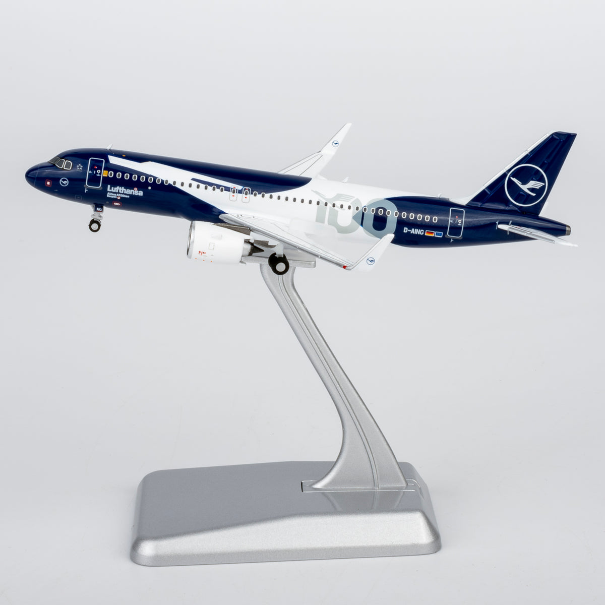 1/400 Lufthansa Airbus A320neo D-AING "Ultimate Collection, Luxurious Packaging" NG15071