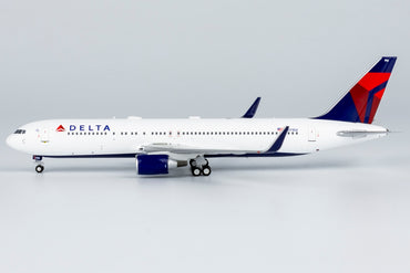 1/400 Delta Air Lines Boeing 767-300ER/w N173DZ "CF6 engines" NG17002