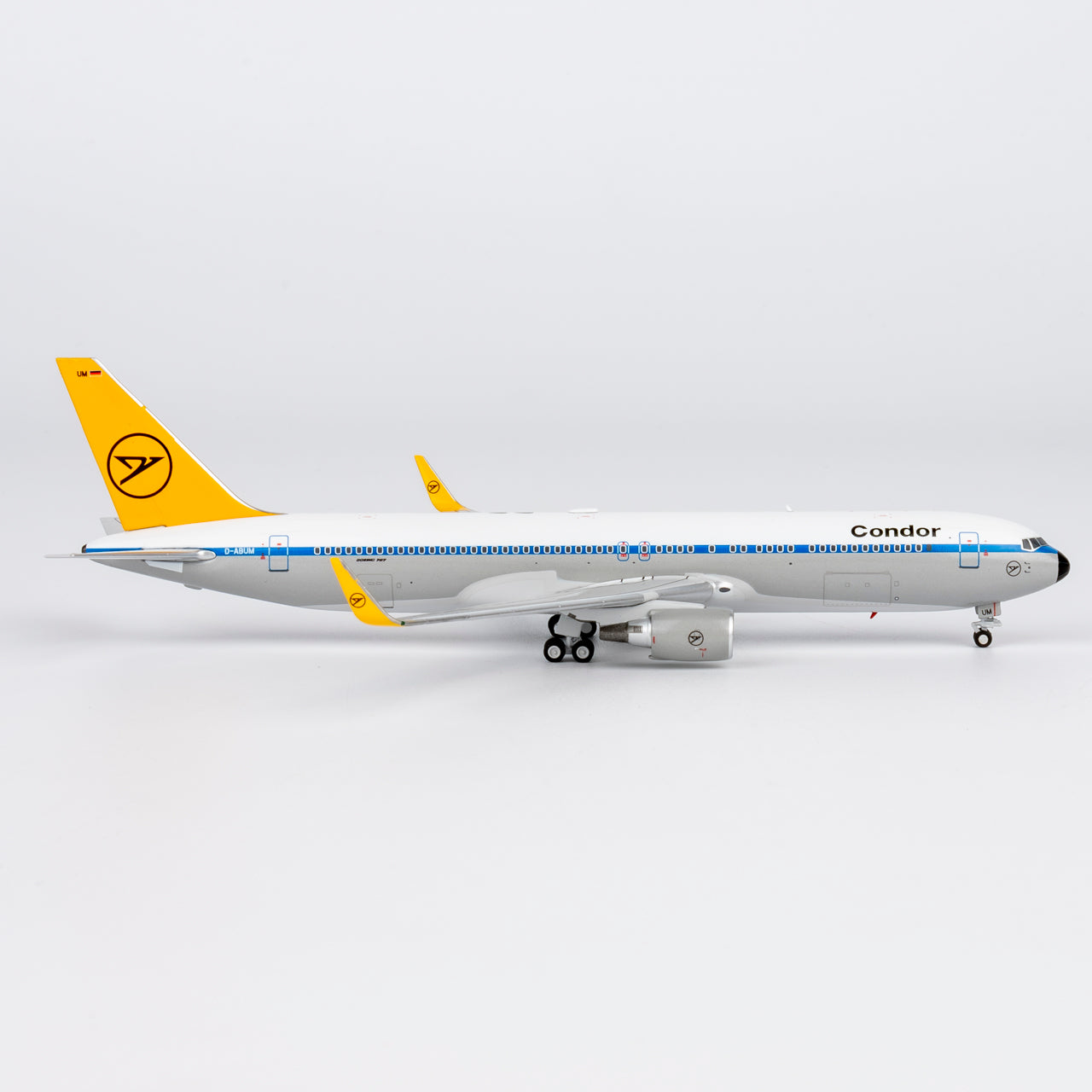 Condor Boeing 767-300ER D-ABUM " Condor Retro colors"